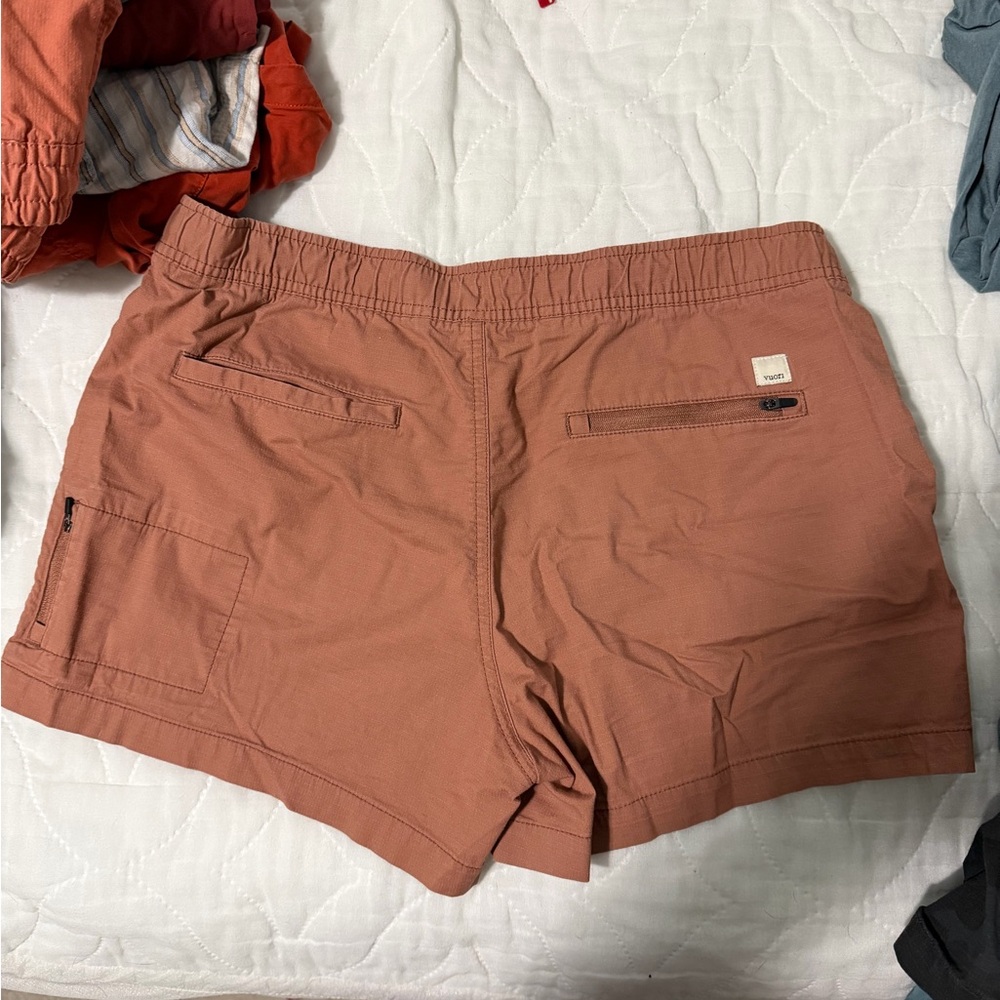 Vuori Rust Drawstring Shorts large - Picture 2 of 3